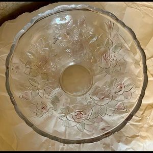 Crystal ROSE PATTERN Serving bowl